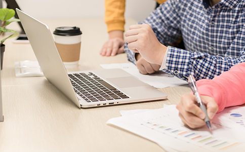 盤點倉庫存貨、固定資產(chǎn)