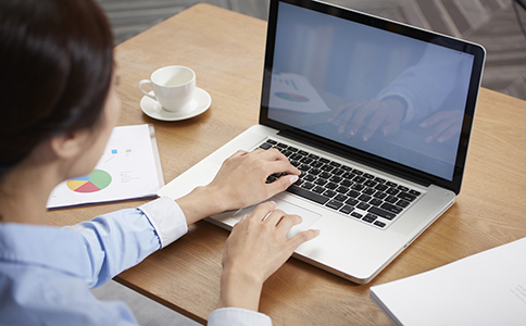 如何順利辦理公司法人變更手續(xù)？